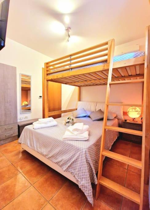 Al Borghetto Di Elena Con Garage Apartment *